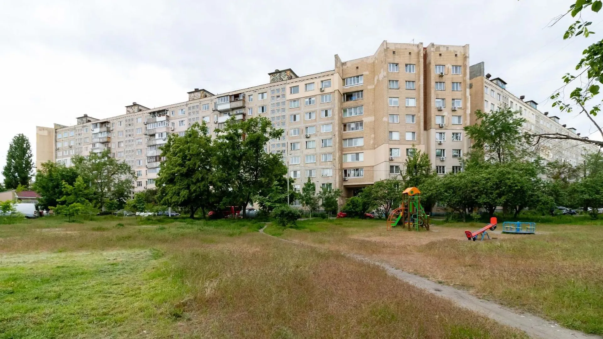 Kvartirkoff Na Prirechnaya 5 基輔 公寓